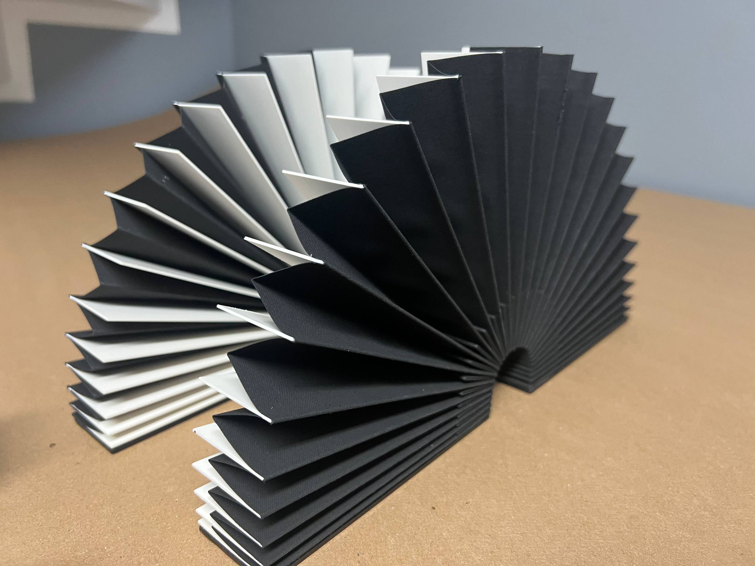 Corrugated Protection For The Machine Гофрозащита П-образная для станка